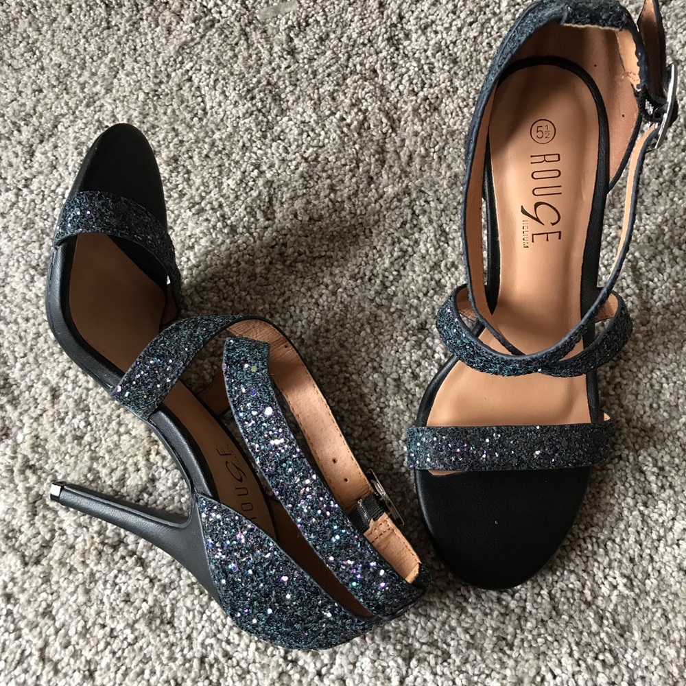 Black glitter heels NEW